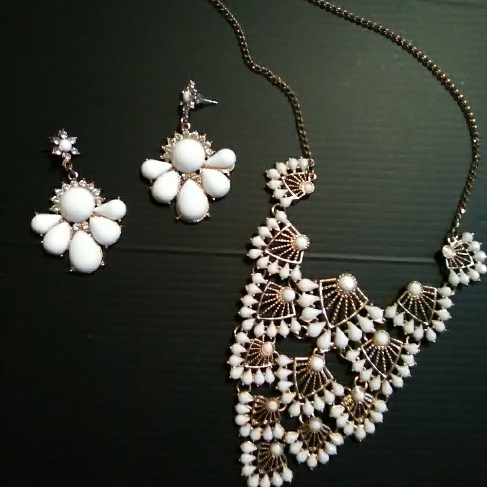 Gorgeous set